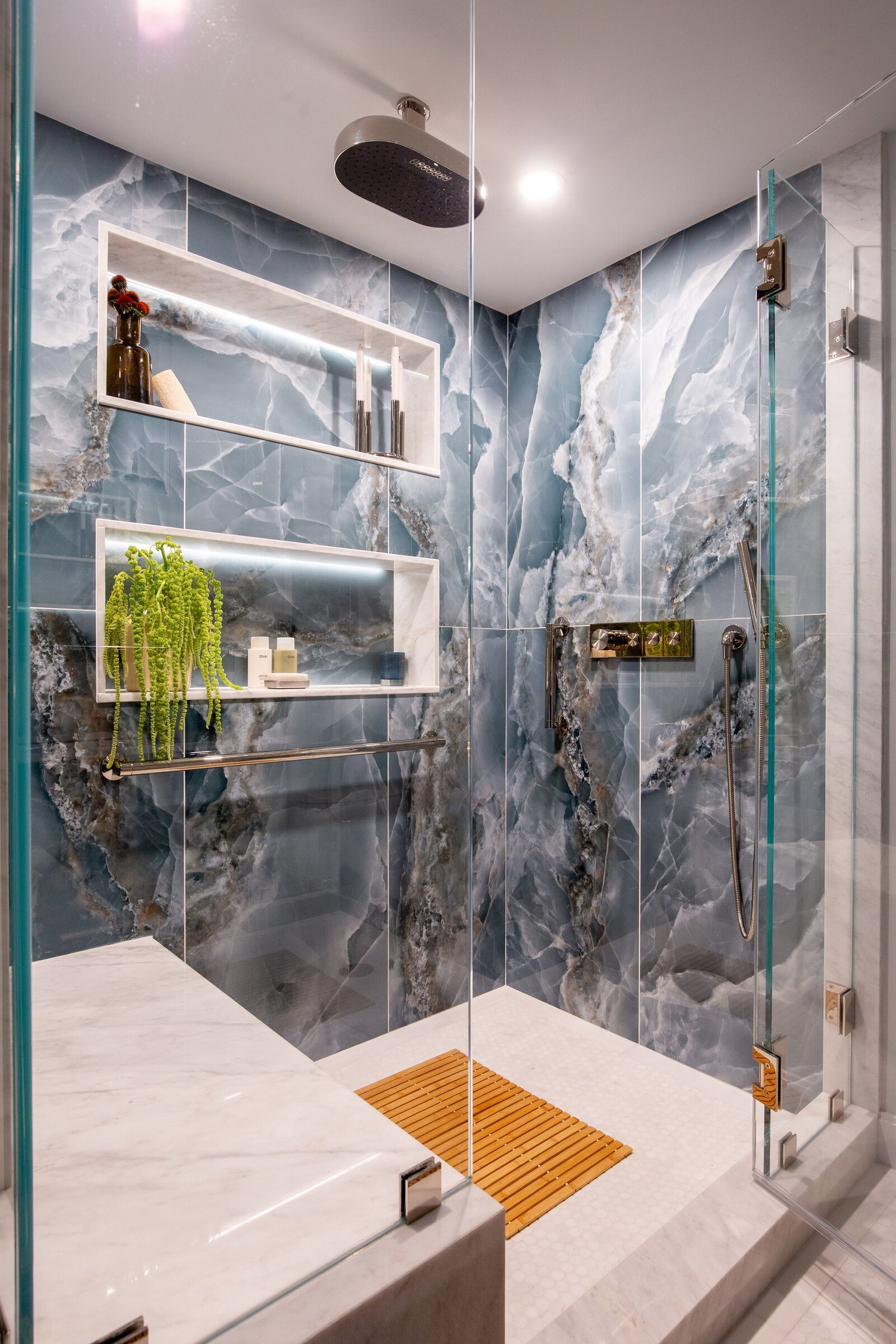 Interior photograph by LightPop Studio
