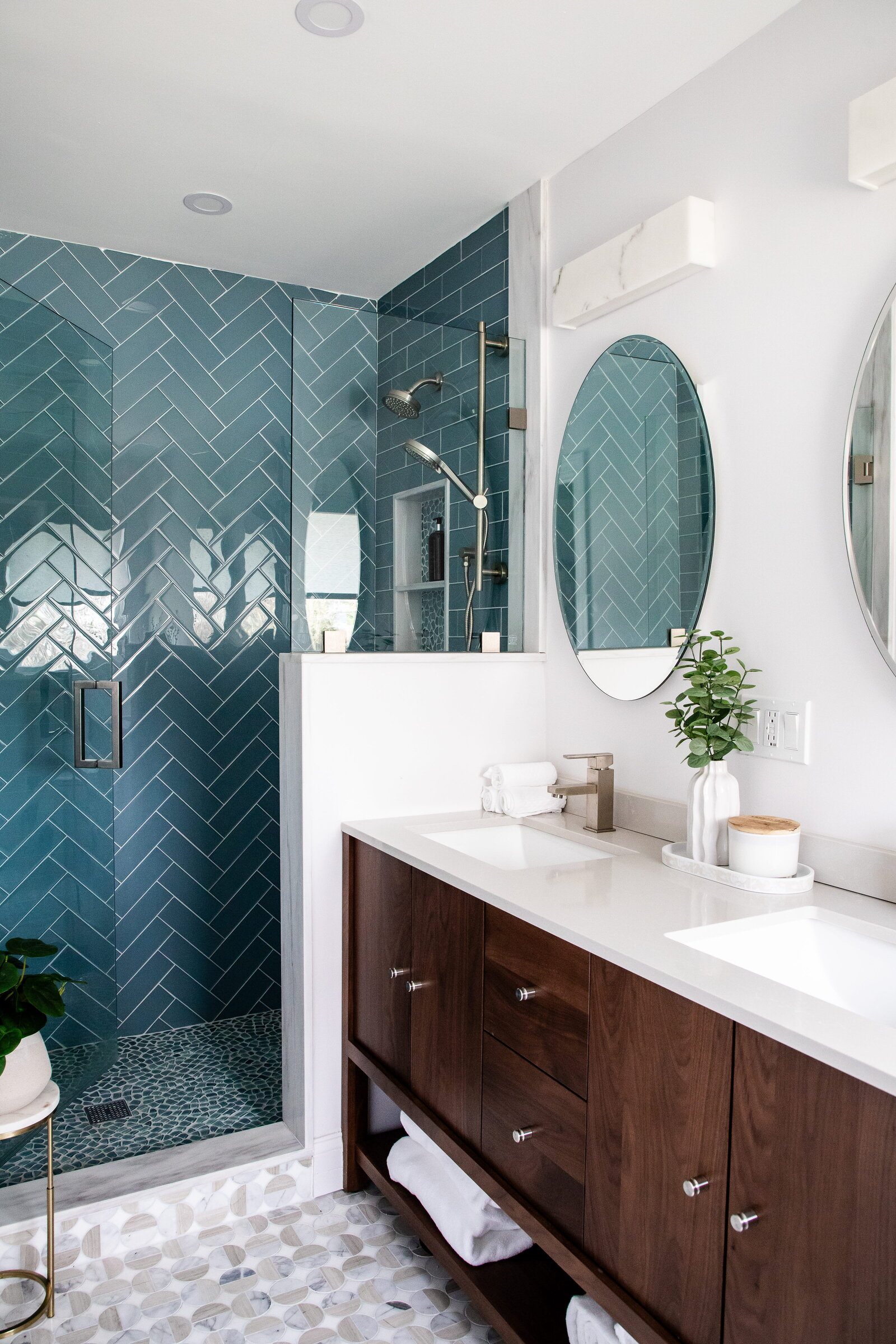 Interior photograph by LightPop Studio